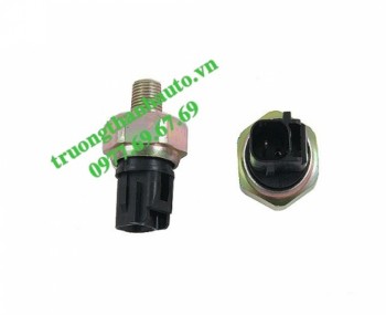 Công tắc áp suất dầu động cơ Toyota Camry LE
