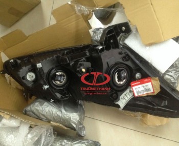 DEN PHA honda CRV TW 2010