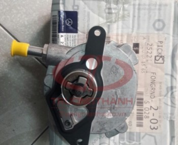 Bơm chân không trợ lực phanh Mercedes E280 2006