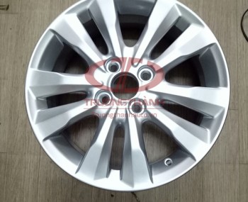 La răng đúc Honda City 2013